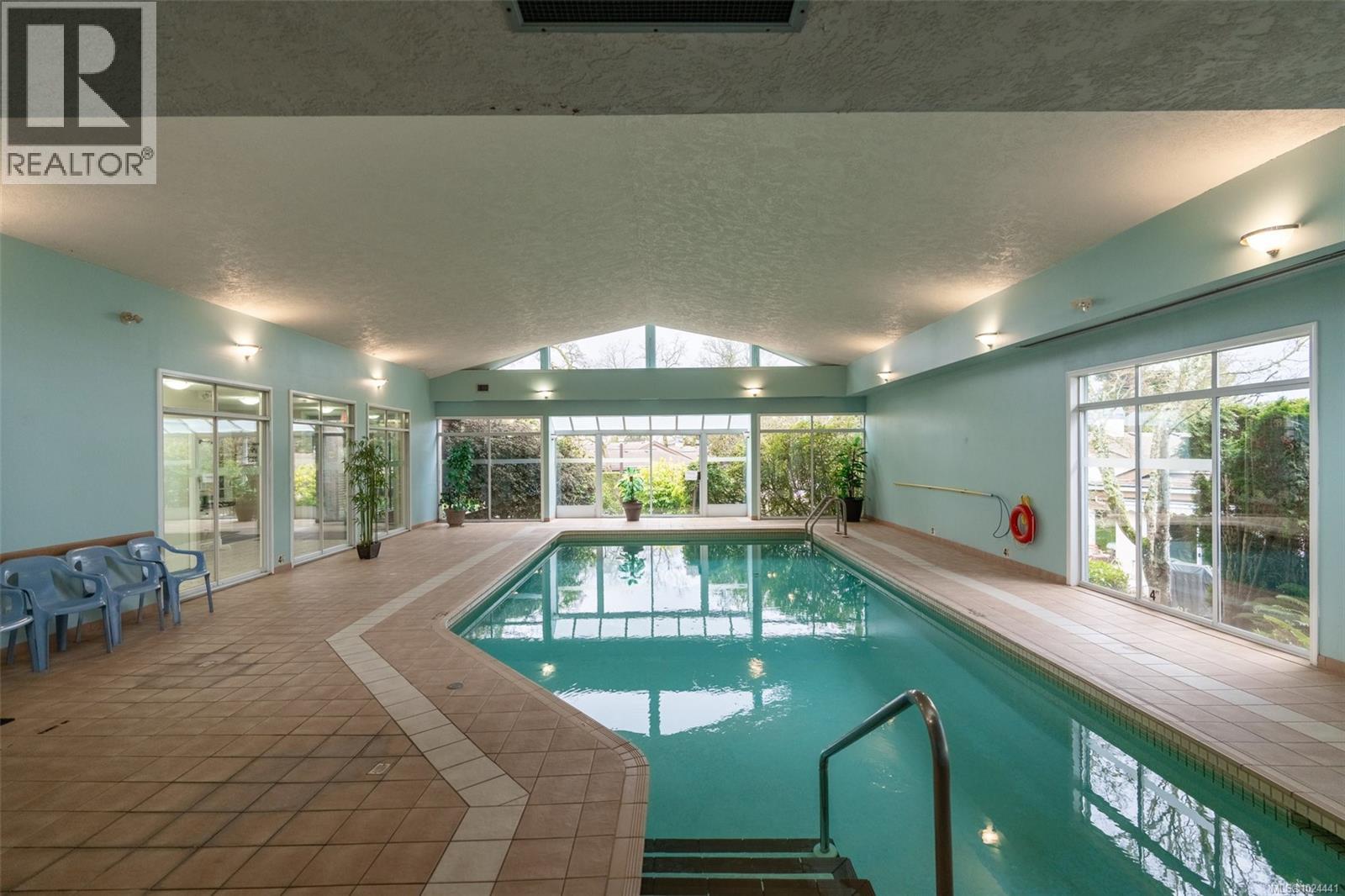22 901 Kentwood Lane, Saanich, British Columbia  V8Y 2Y6 - Photo 45 - 1024441