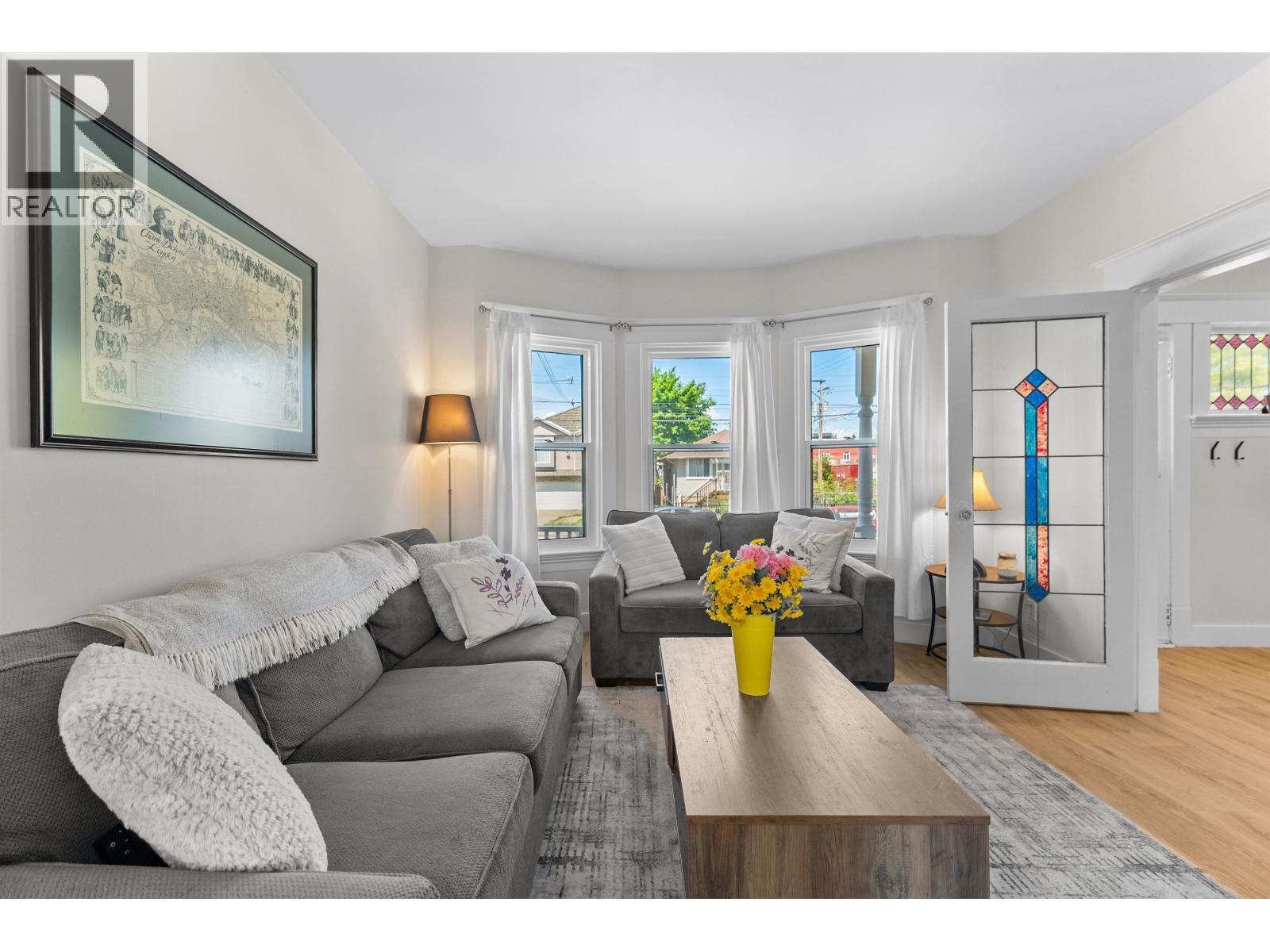 178 E King Edward Avenue, Vancouver, British Columbia  V5V 2C1 - Photo 2 - R3126123