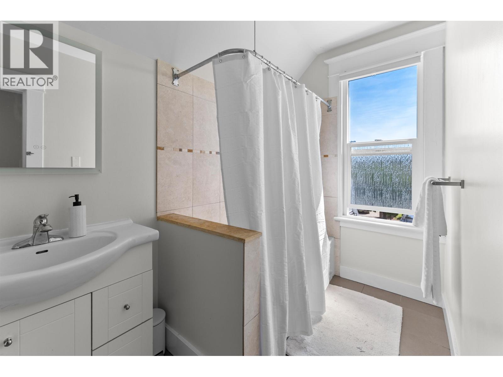 178 E King Edward Avenue, Vancouver, British Columbia  V5V 2C1 - Photo 26 - R3126123