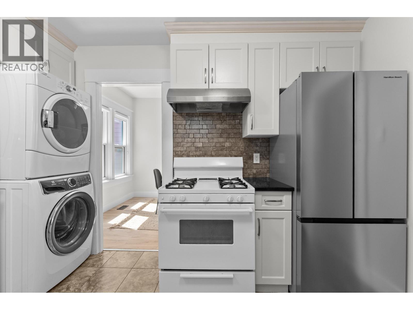 178 E King Edward Avenue, Vancouver, British Columbia  V5V 2C1 - Photo 7 - R3126123