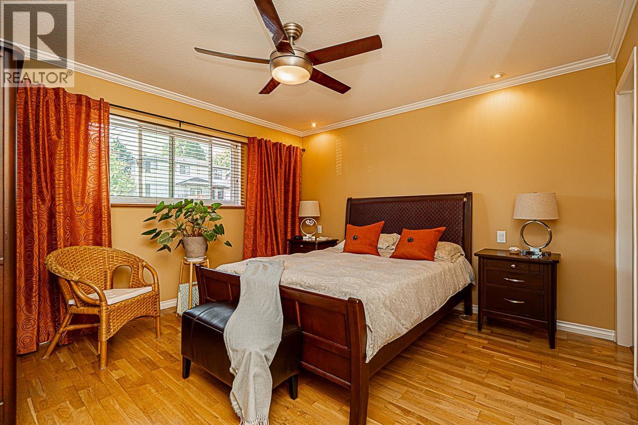 3949 Gilpin Street, Burnaby, British Columbia  V5G 2H2 - Photo 13 - R3126521
