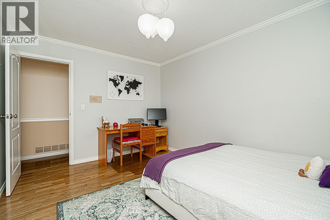 3949 Gilpin Street, Burnaby, British Columbia  V5G 2H2 - Photo 19 - R3126521