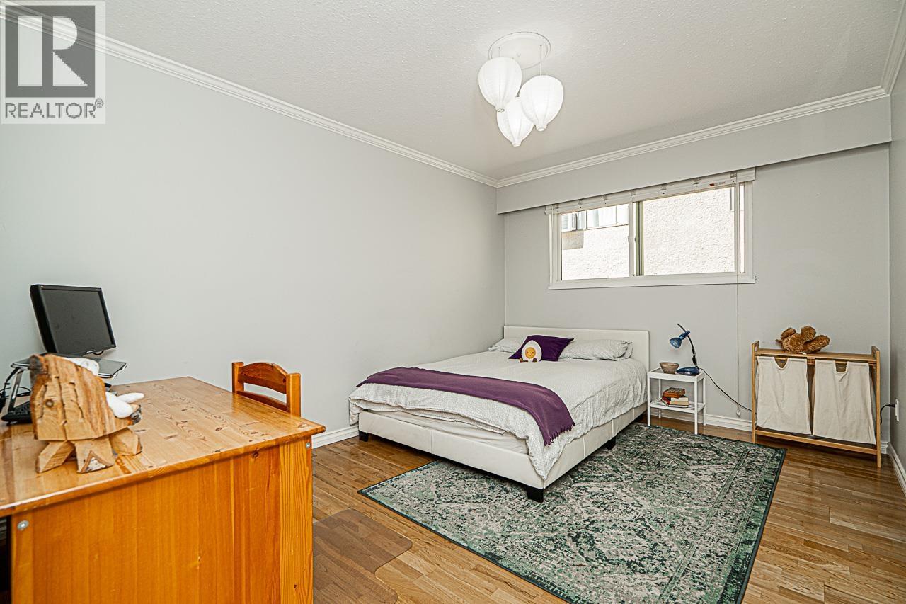 3949 Gilpin Street, Burnaby, British Columbia  V5G 2H2 - Photo 18 - R3126521