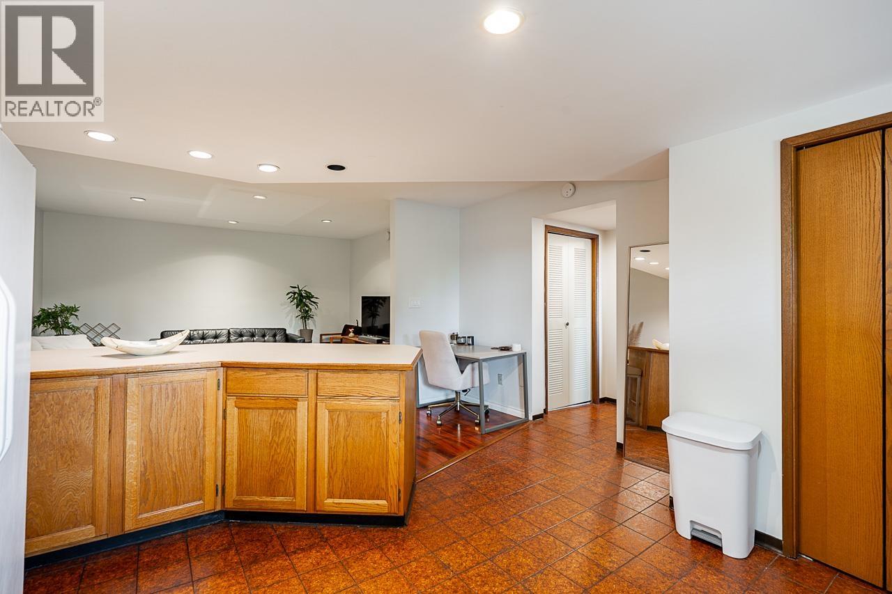 3949 Gilpin Street, Burnaby, British Columbia  V5G 2H2 - Photo 35 - R3126521