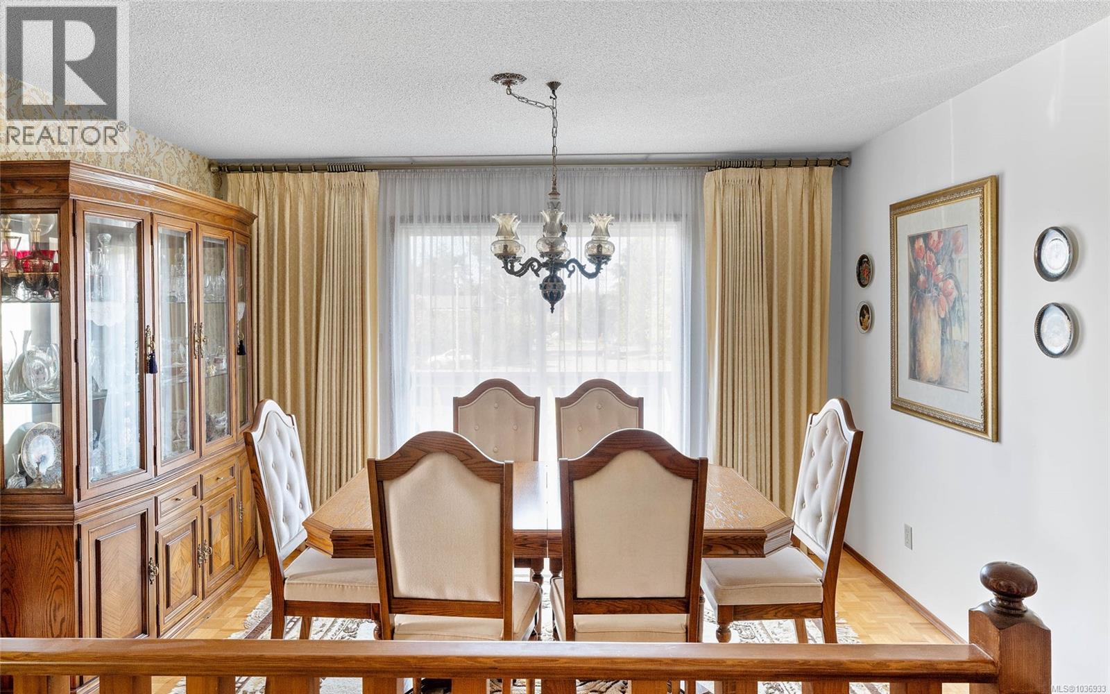 4098 Orion Pl, Saanich, British Columbia  V8N 5K8 - Photo 10 - 1036933