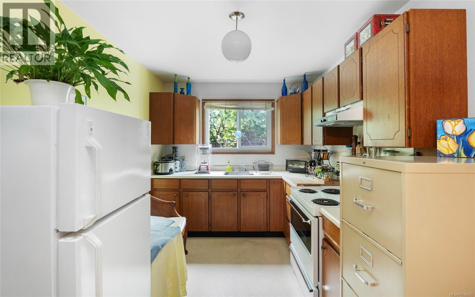 4098 Orion Pl, Saanich, British Columbia  V8N 5K8 - Photo 24 - 1036933