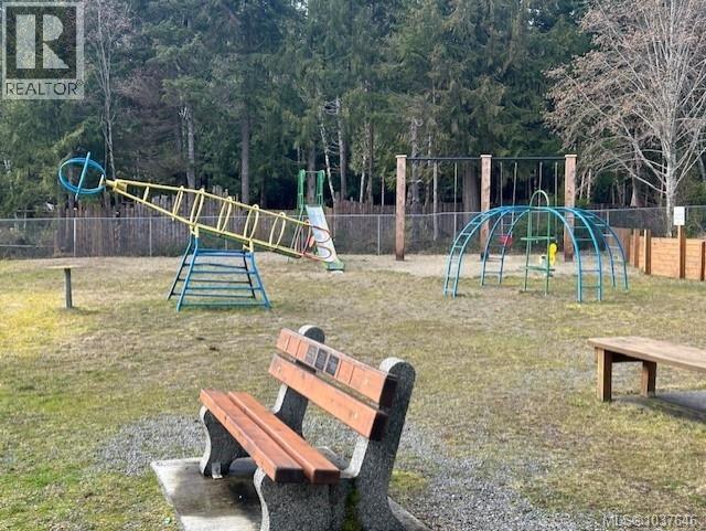 E2 2650 Turnbull Rd, Qualicum Beach, British Columbia  V9R 2R2 - Photo 30 - 1037646