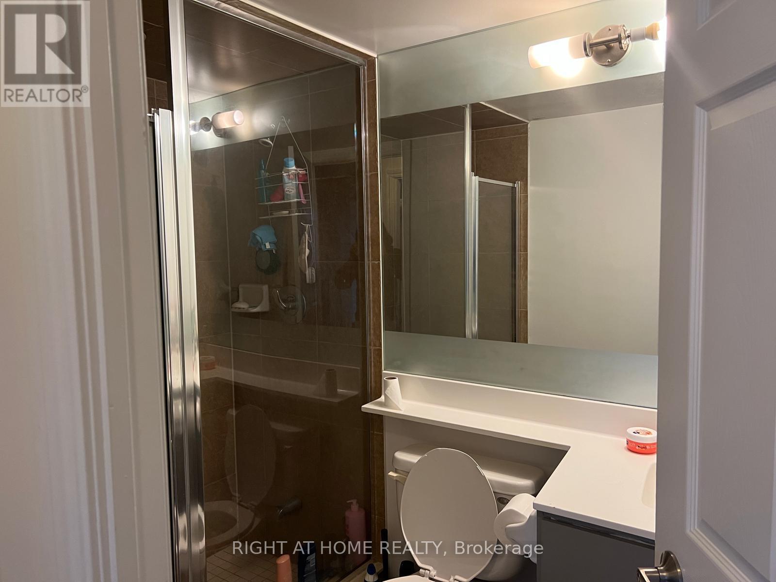 2114 - 310 Burnhamthorpe Road W, Mississauga, Ontario  L5B 3Y5 - Photo 10 - W13158628