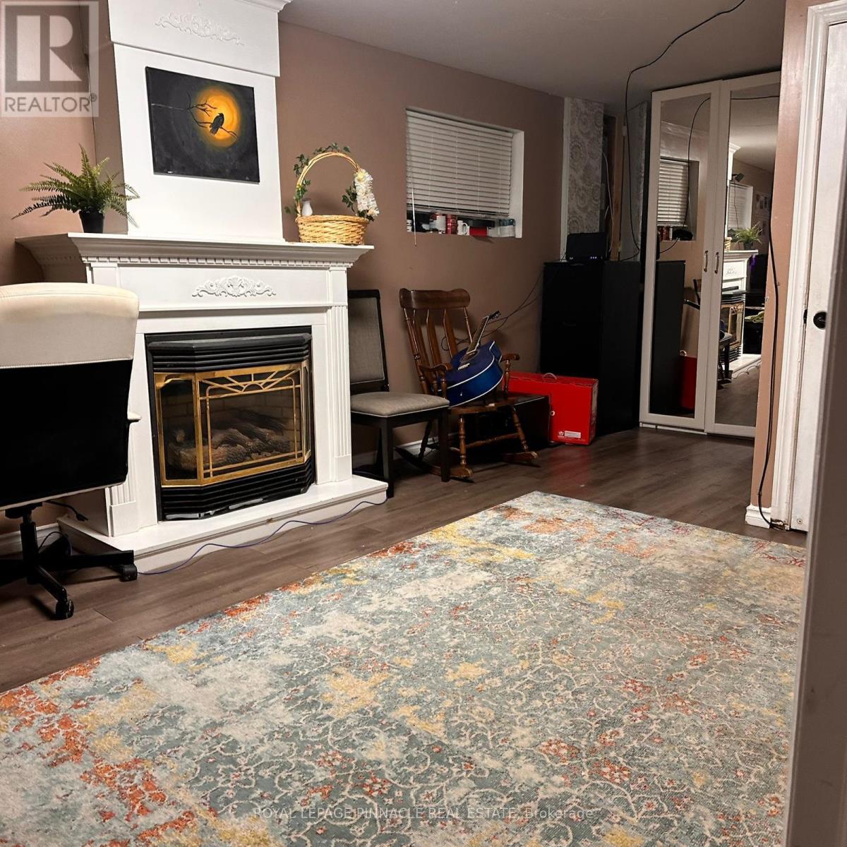 3427 Martins Pine Crescent, Mississauga, Ontario  L5L 1G3 - Photo 3 - W13158652