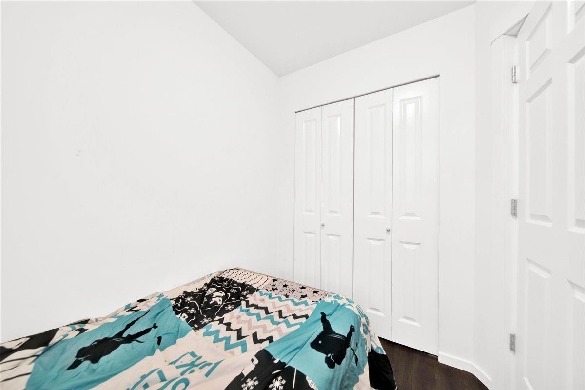 105 15340 Guildford Drive, Surrey, British Columbia  V3R 0C9 - Photo 5 - R3126563