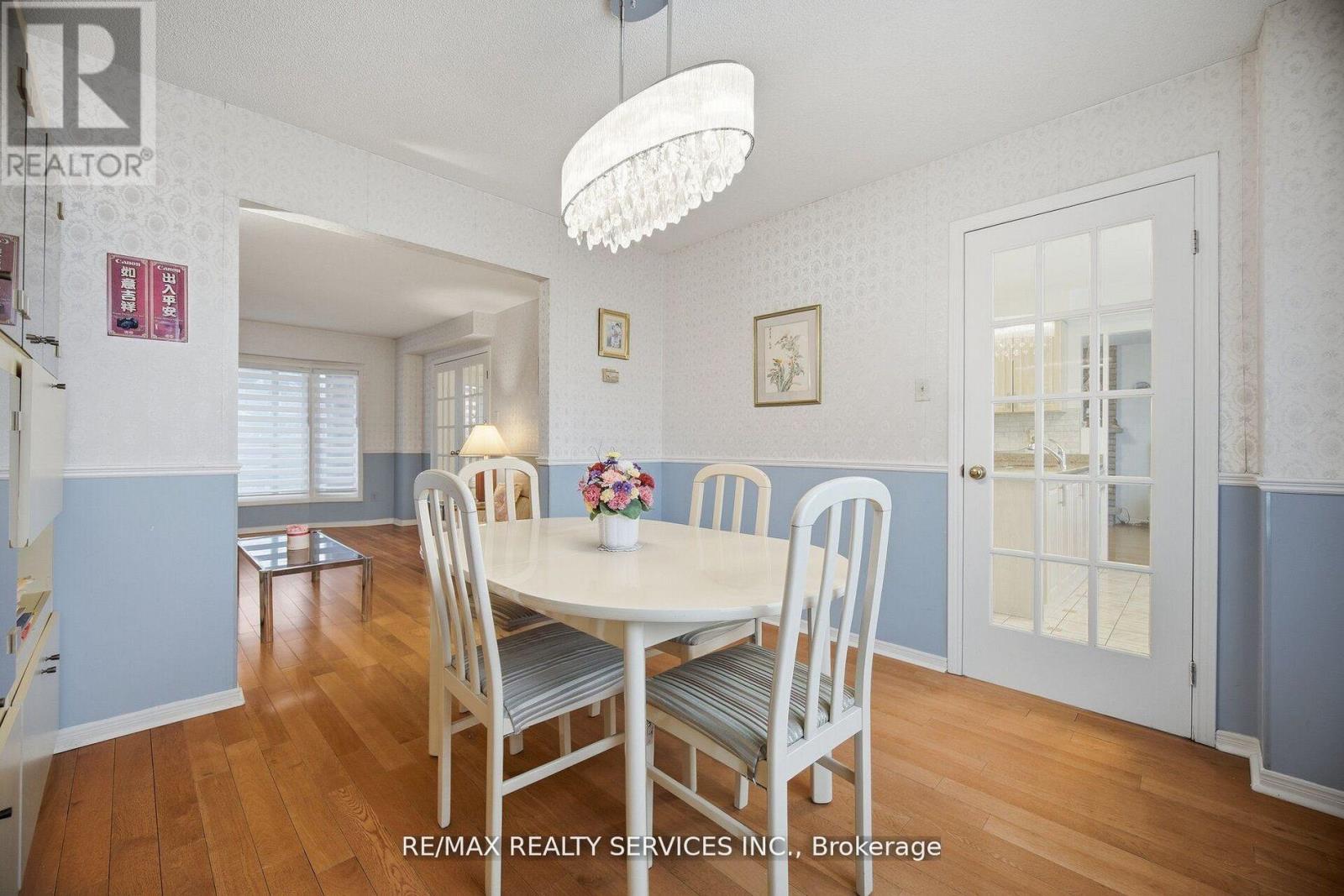 62 Fernbrook Crescent, Brampton, Ontario  L6Z 3N7 - Photo 11 - W13158772