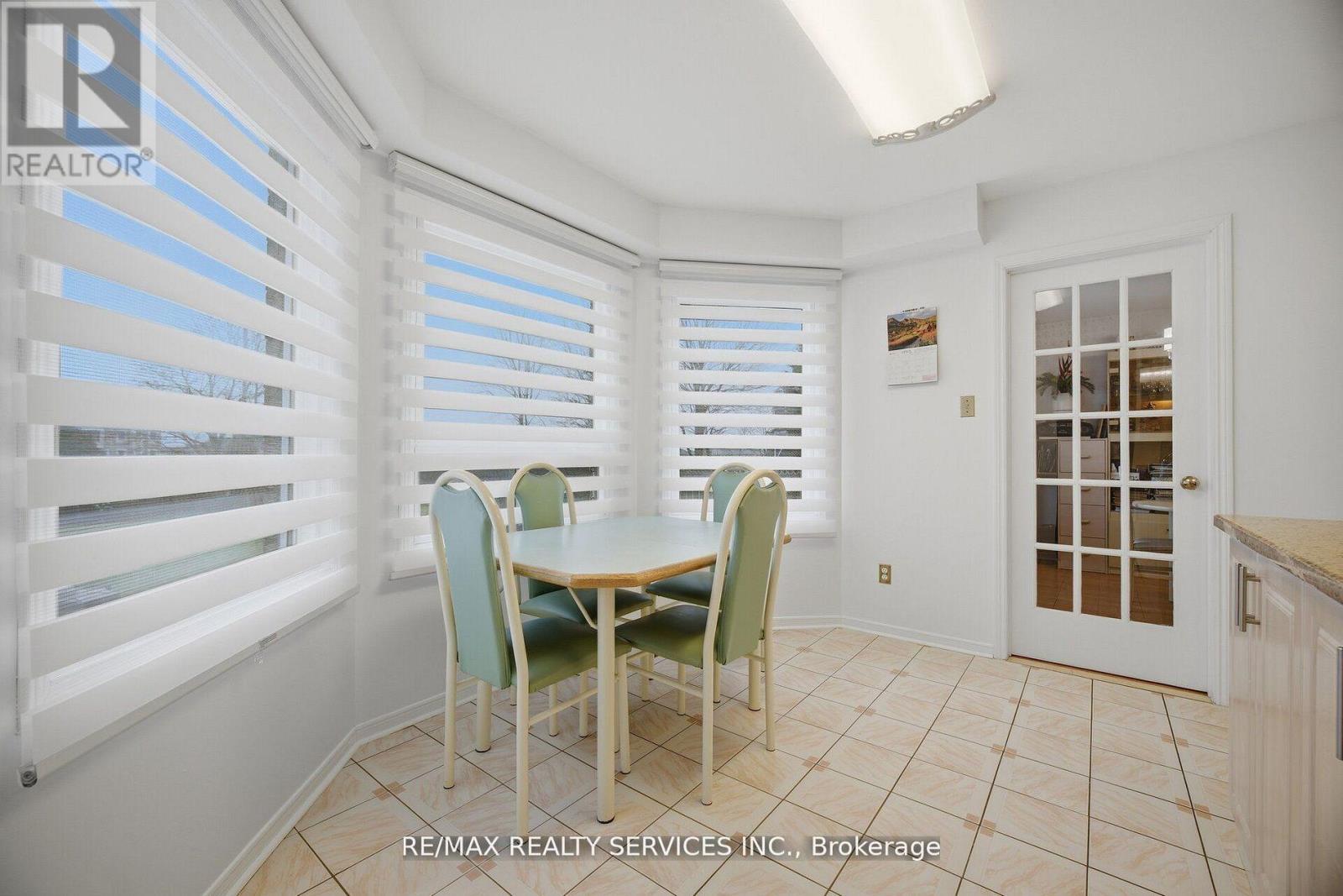62 Fernbrook Crescent, Brampton, Ontario  L6Z 3N7 - Photo 14 - W13158772
