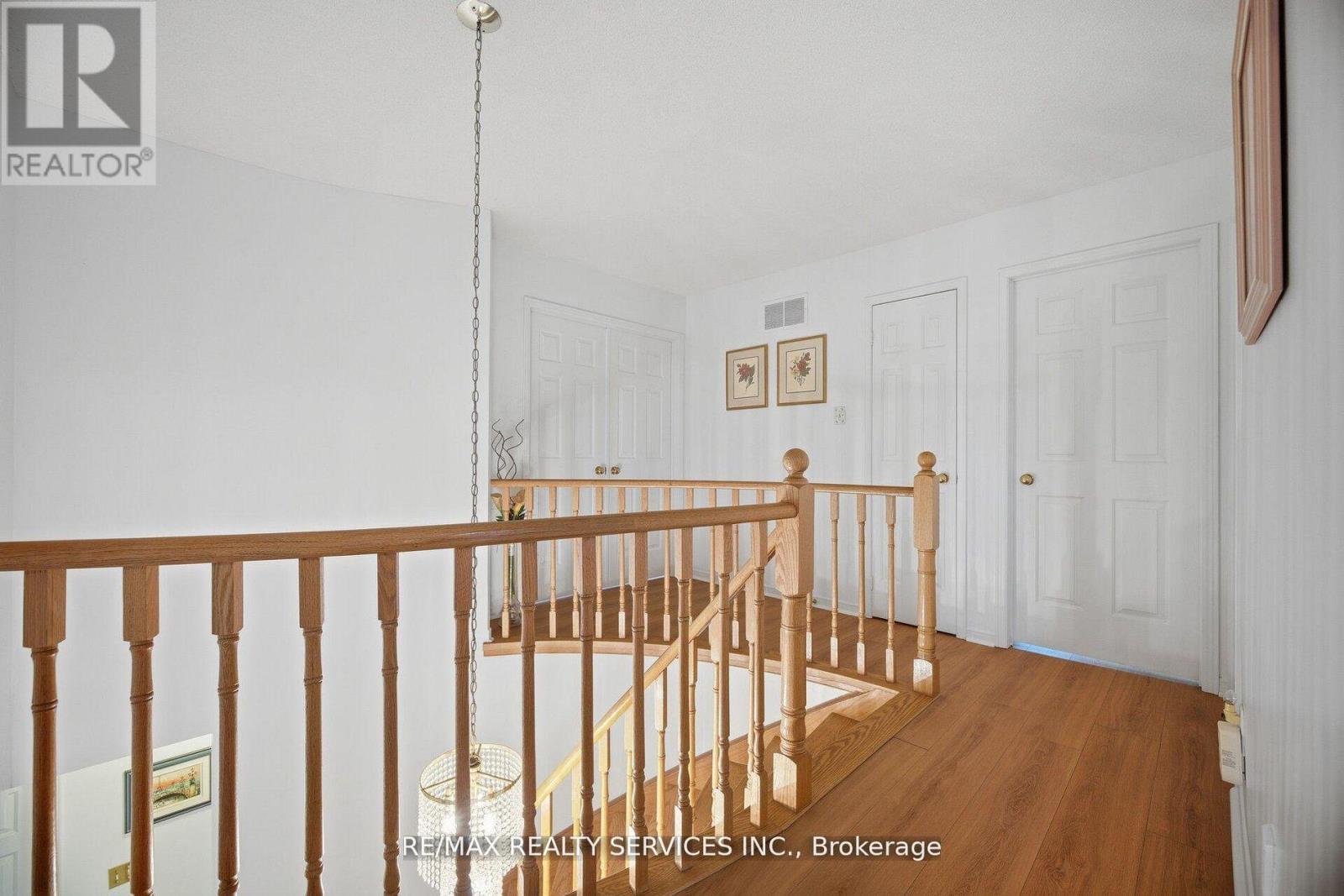 62 Fernbrook Crescent, Brampton, Ontario  L6Z 3N7 - Photo 23 - W13158772