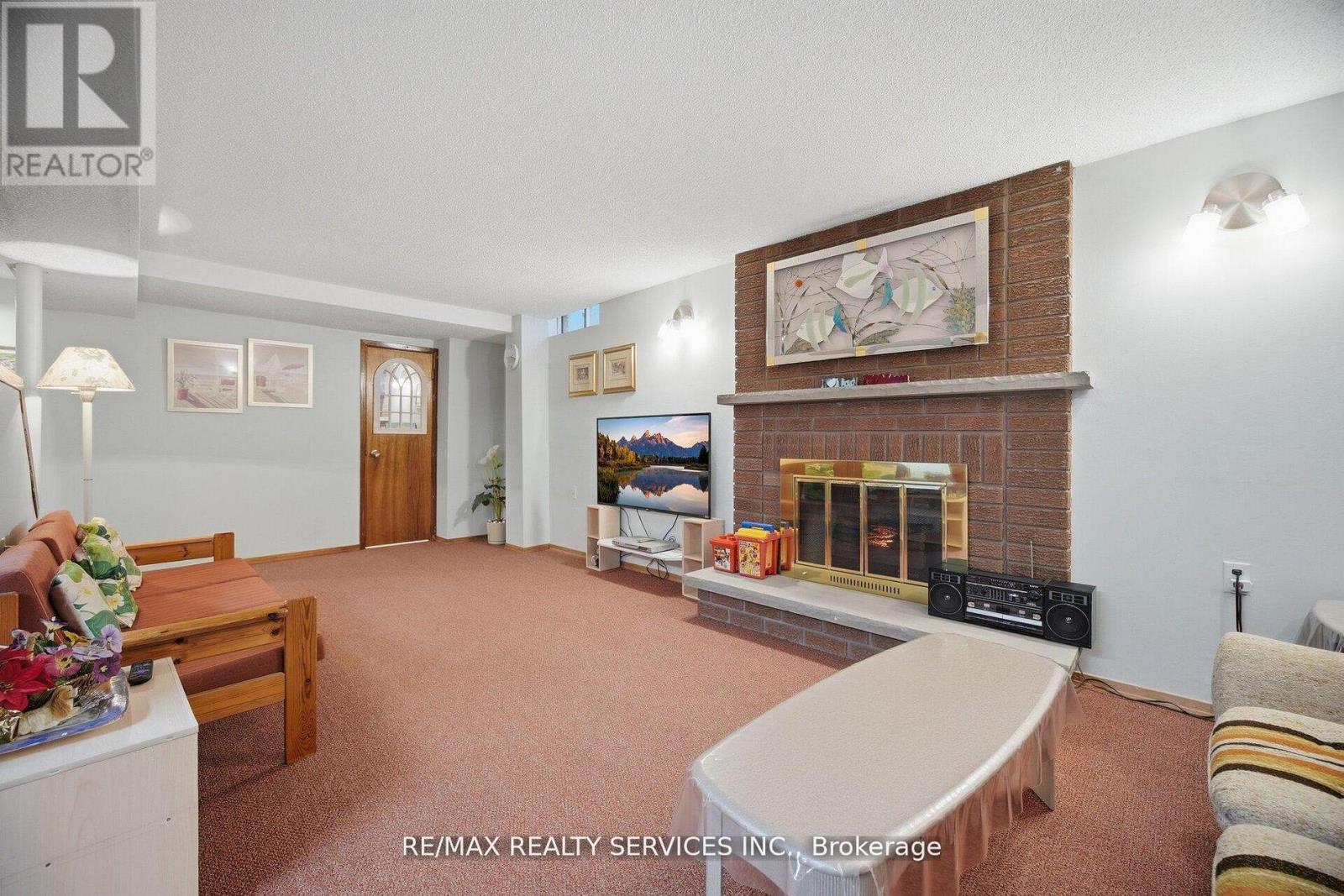 62 Fernbrook Crescent, Brampton, Ontario  L6Z 3N7 - Photo 36 - W13158772