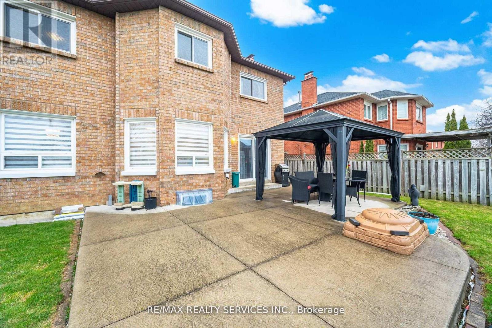 62 Fernbrook Crescent, Brampton, Ontario  L6Z 3N7 - Photo 43 - W13158772