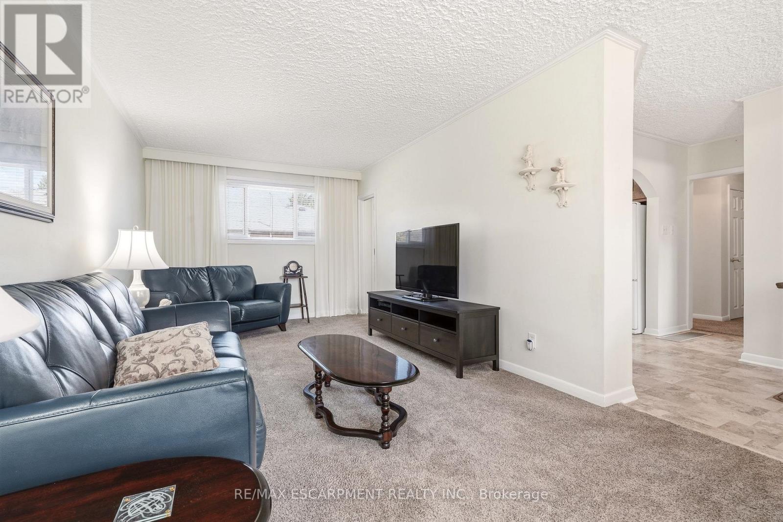 491 Warminster Drive, Oakville, Ontario  L6L 4N4 - Photo 6 - W13158794