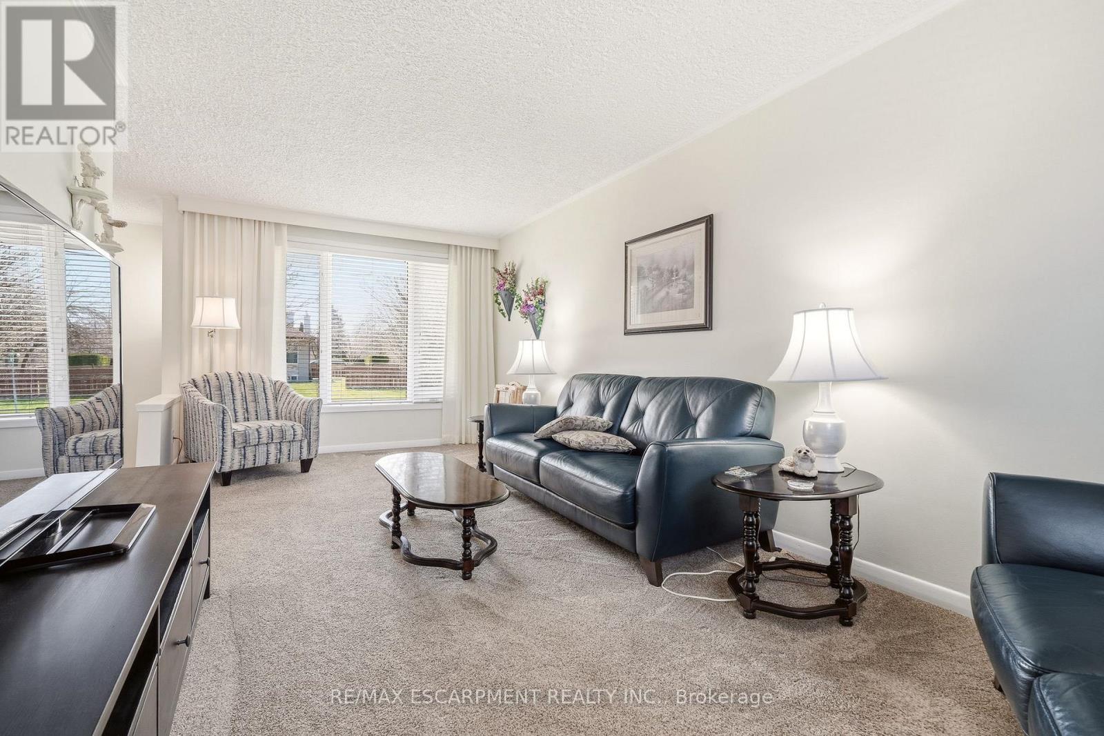 491 Warminster Drive, Oakville, Ontario  L6L 4N4 - Photo 7 - W13158794