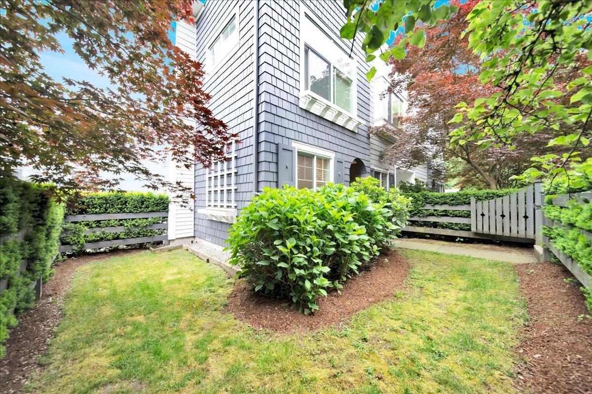 105 15340 Guildford Drive, Surrey, British Columbia  V3R 0C9 - Photo 32 - R3126563