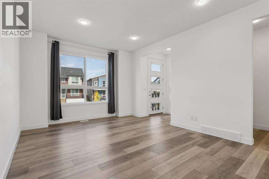 113 Calhoun Common NE, Calgary, Alberta  T3P 1T2 - Photo 4 - A2305131