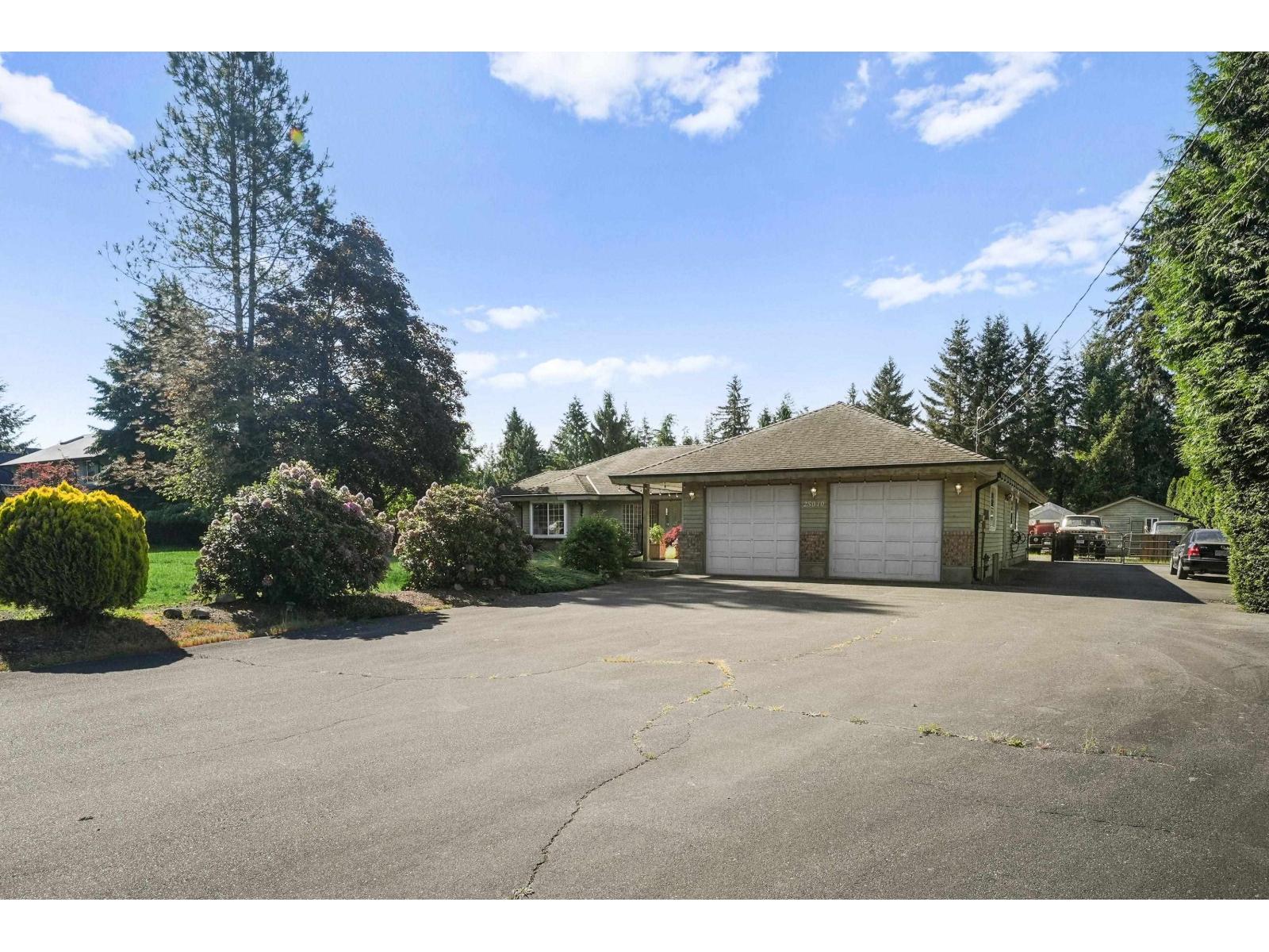 25040 57 Avenue, Langley, British Columbia  V4W 1T6 - Photo 2 - R3126586