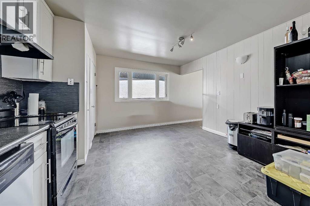 1315 Northmount Drive NW, Calgary, Alberta  T2L 0C9 - Photo 8 - A2312941