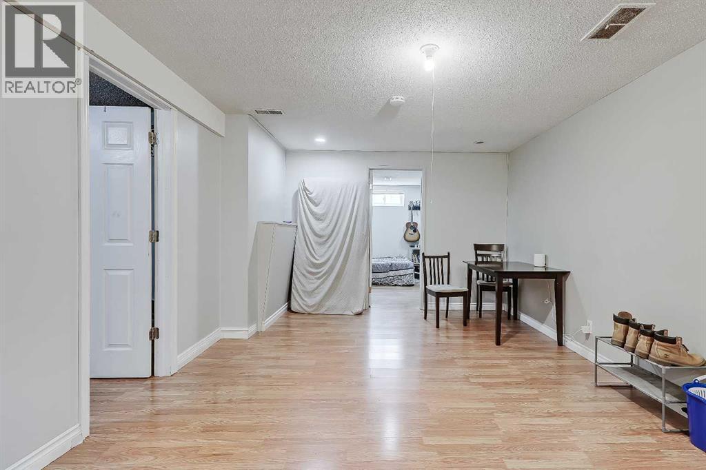 1315 Northmount Drive NW, Calgary, Alberta  T2L 0C9 - Photo 16 - A2312941