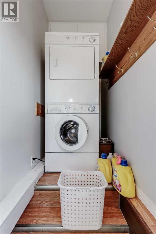 1315 Northmount Drive NW, Calgary, Alberta  T2L 0C9 - Photo 14 - A2312941