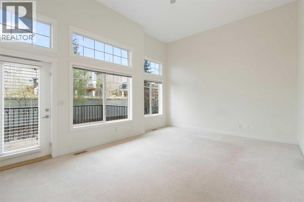 59 Cimarron Vista Gardens, Okotoks, Alberta  T1S 0G3 - Photo 4 - A2313570