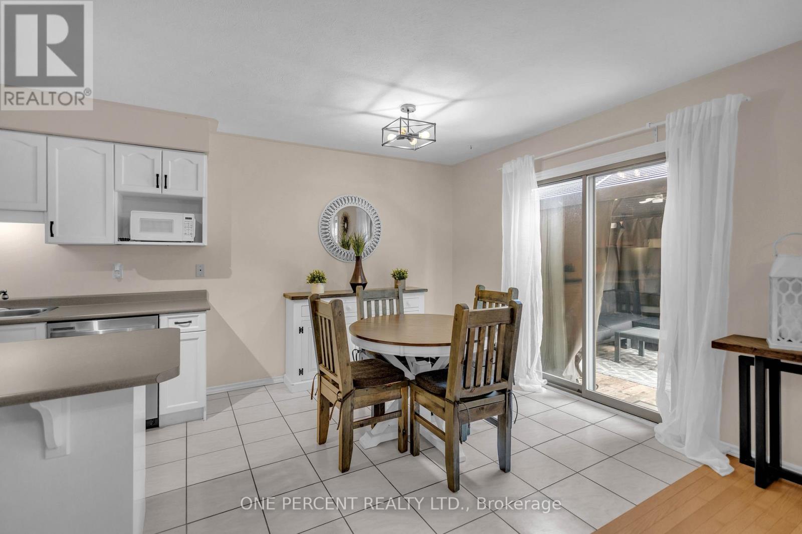 66 Hanlon Place, Brant, Ontario  N3L 4C2 - Photo 11 - X13158622