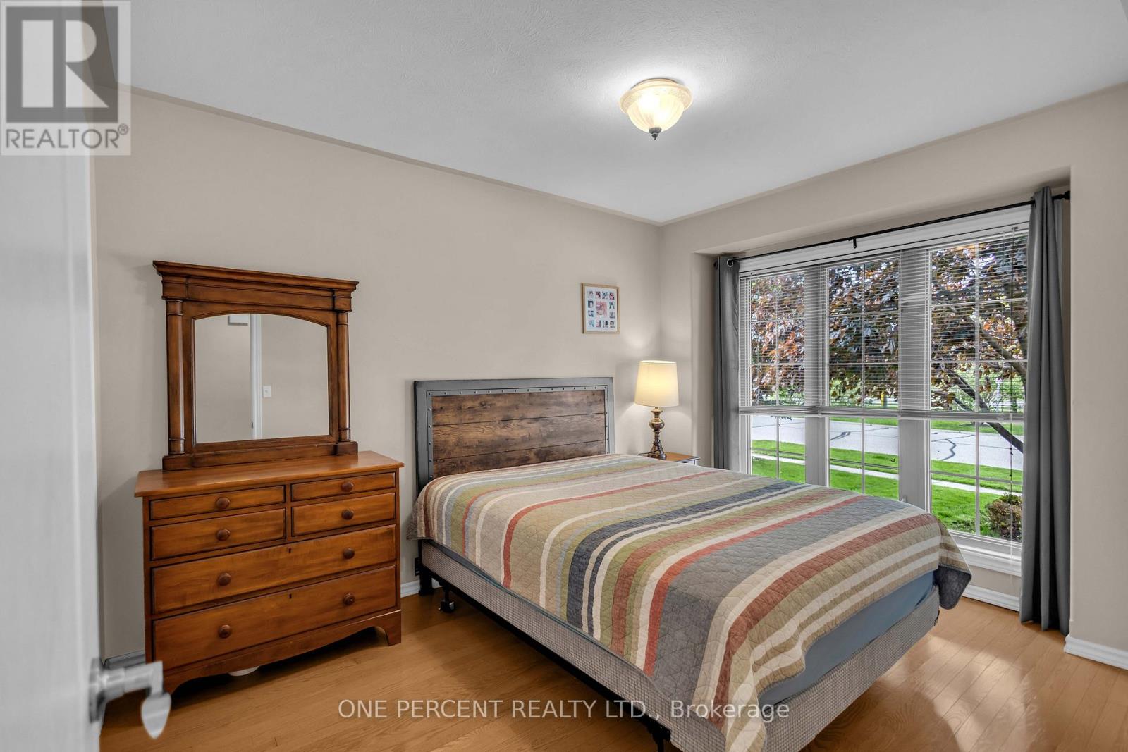 66 Hanlon Place, Brant, Ontario  N3L 4C2 - Photo 17 - X13158622