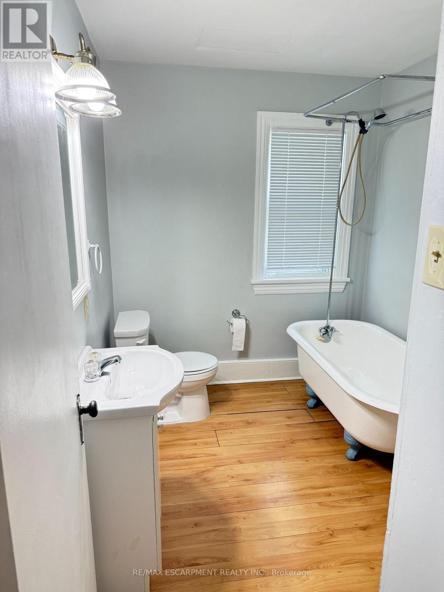 2 - 29 Mountain Avenue S, Hamilton, Ontario  L8G 2V7 - Photo 8 - X13158724