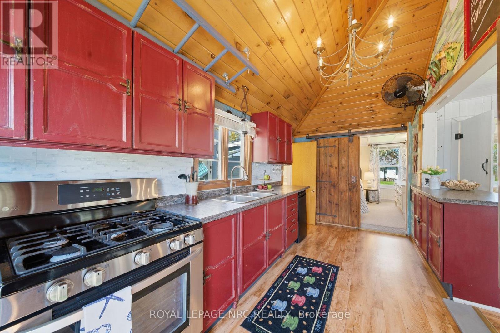 12235 Lakeshore Road, Wainfleet, Ontario  L0S 1V0 - Photo 5 - X13158738