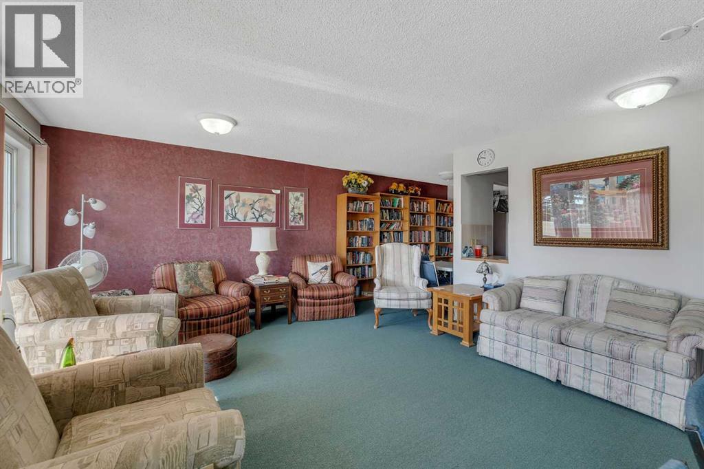 210, 309 Woodside Drive NW, Airdrie, Alberta  T4B 2E7 - Photo 27 - A2311433
