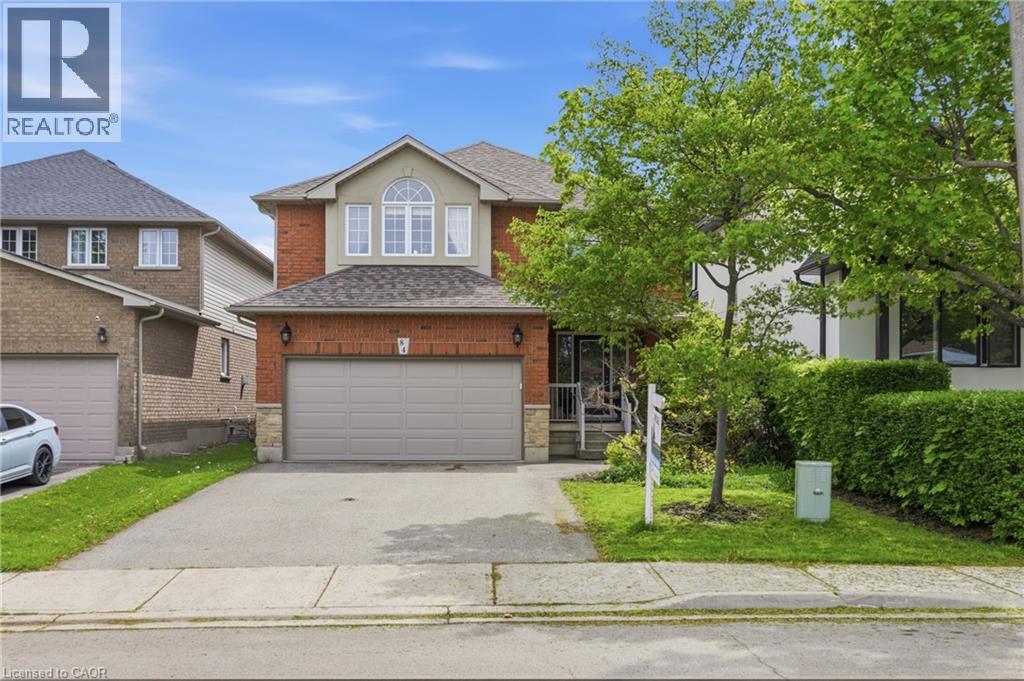 84 DUNCAIRN Crescent, Hamilton, Ontario