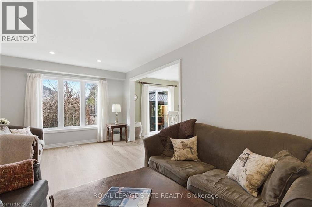 84 Duncairn Crescent, Hamilton, Ontario  L9C 6G1 - Photo 18 - 40832516