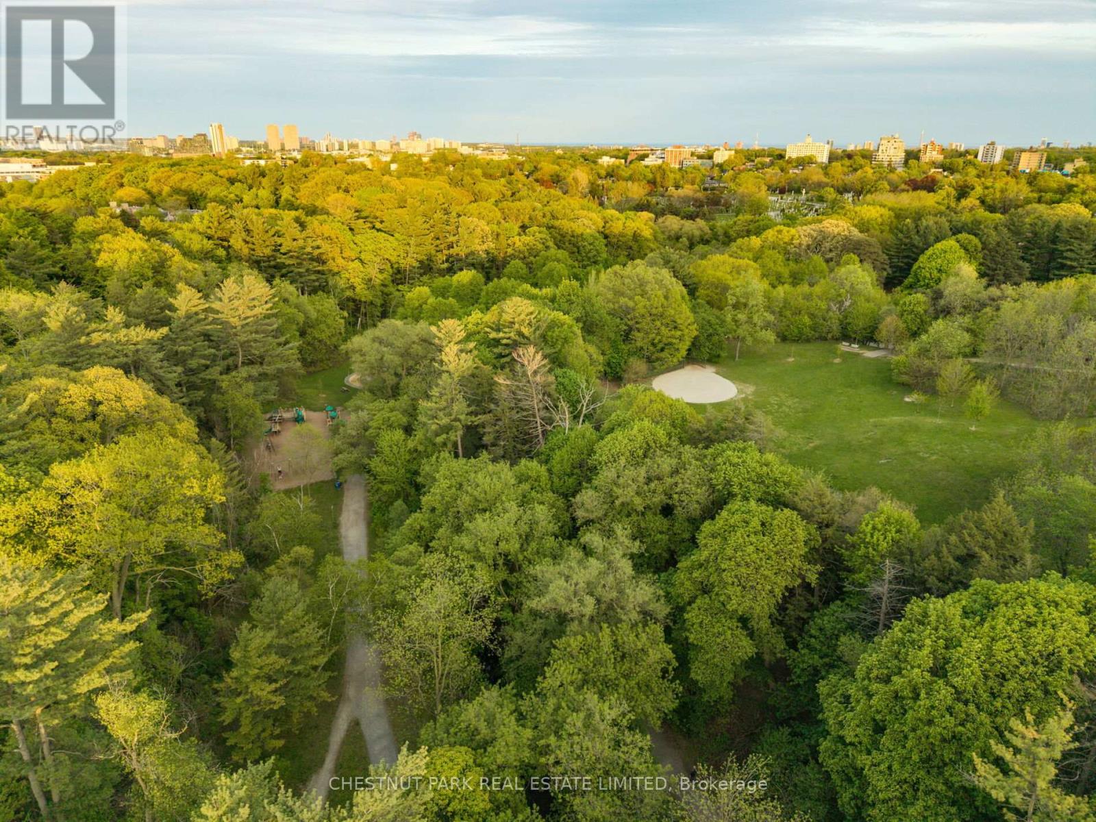 7 Strathgowan Crescent, Toronto, Ontario  M4N 2Z6 - Photo 46 - C13158684
