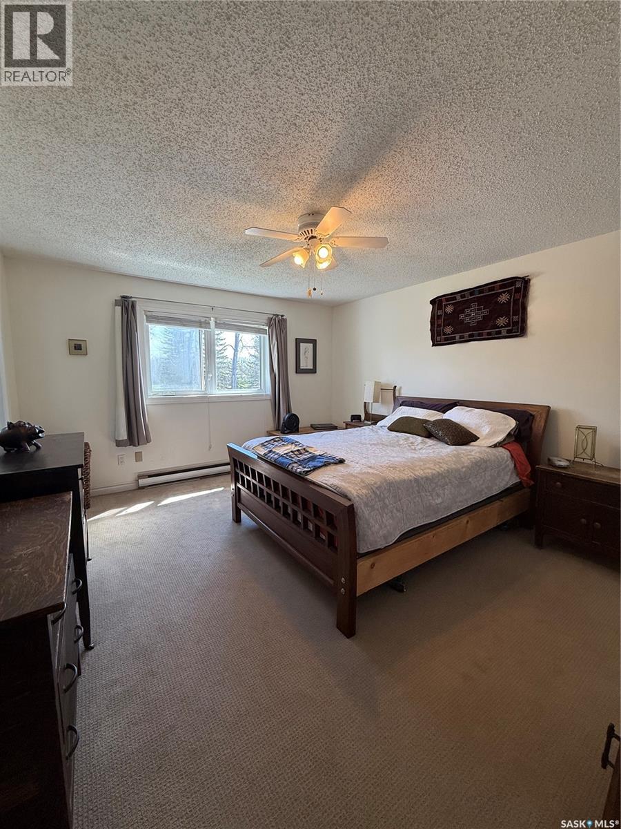 402 9th Avenue, Rosthern, Saskatchewan  S0K 3R0 - Photo 15 - SK036767