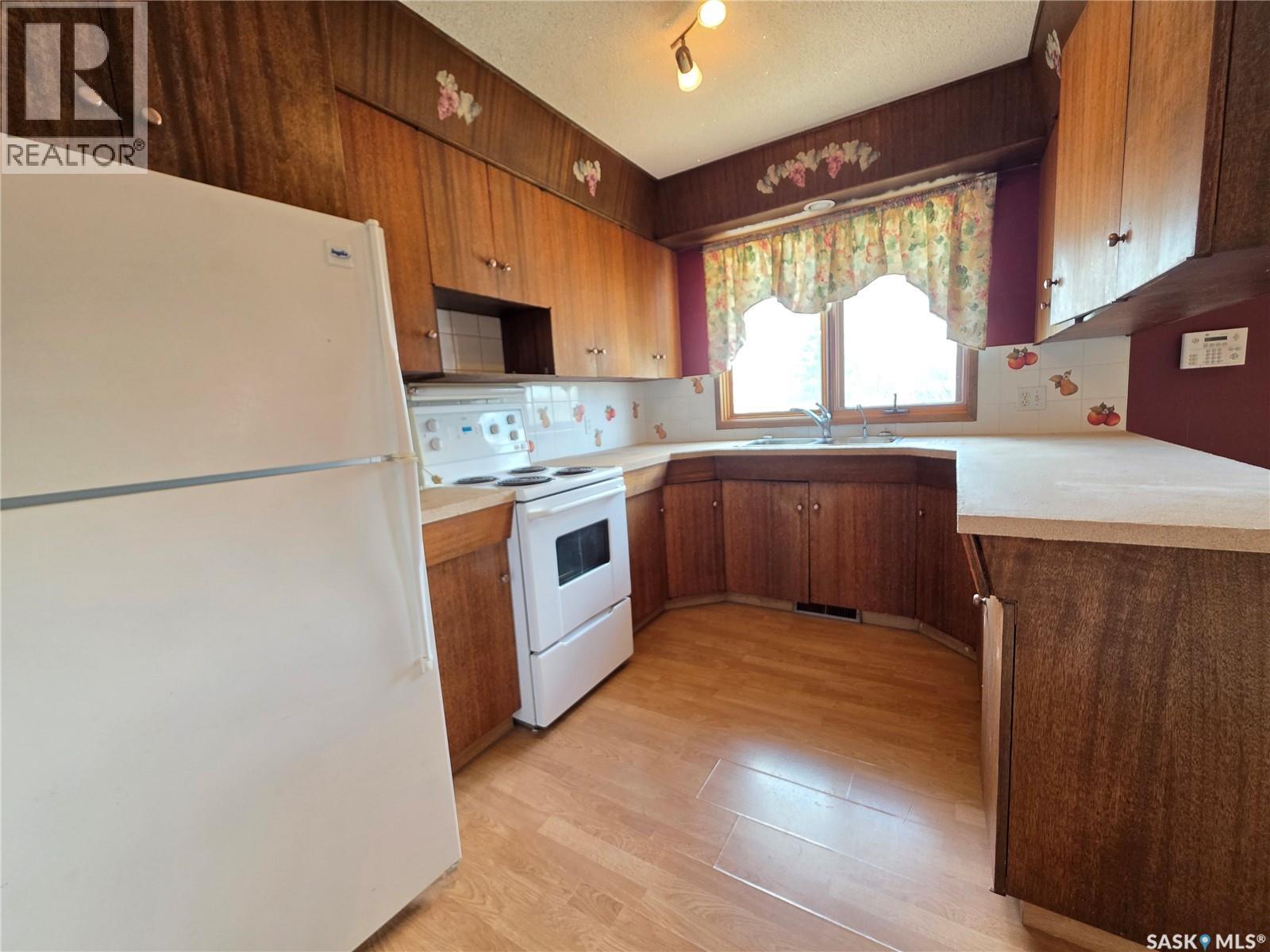 403 Annable Street, Herbert, Saskatchewan  S0H 2A0 - Photo 2 - SK036746