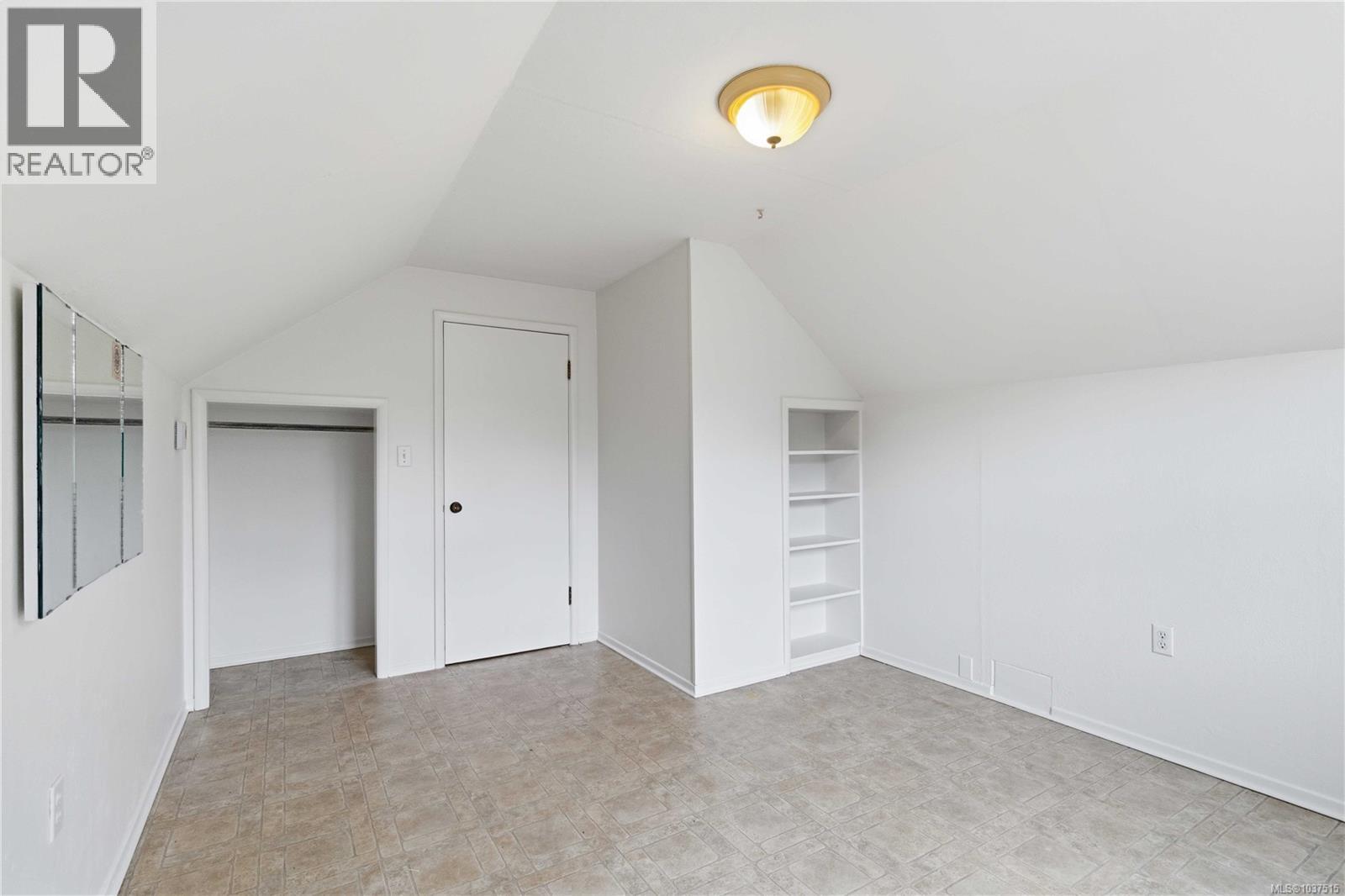 1541 Mcrae Ave, Saanich, British Columbia  V8P 1G4 - Photo 19 - 1037515