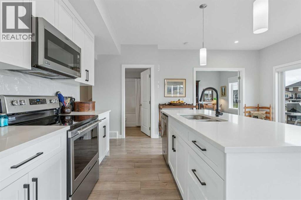 284 Canals Crossing SW, Airdrie, Alberta  T4B 4L3 - Photo 8 - A2310521