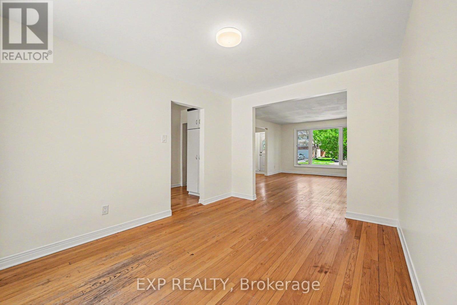 1214 Clyde Avenue, Ottawa, Ontario  K2C 1Y4 - Photo 8 - X13158822
