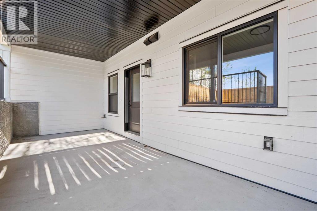 422 36 Avenue NW, Calgary, Alberta  T2K 0C3 - Photo 48 - A2284039