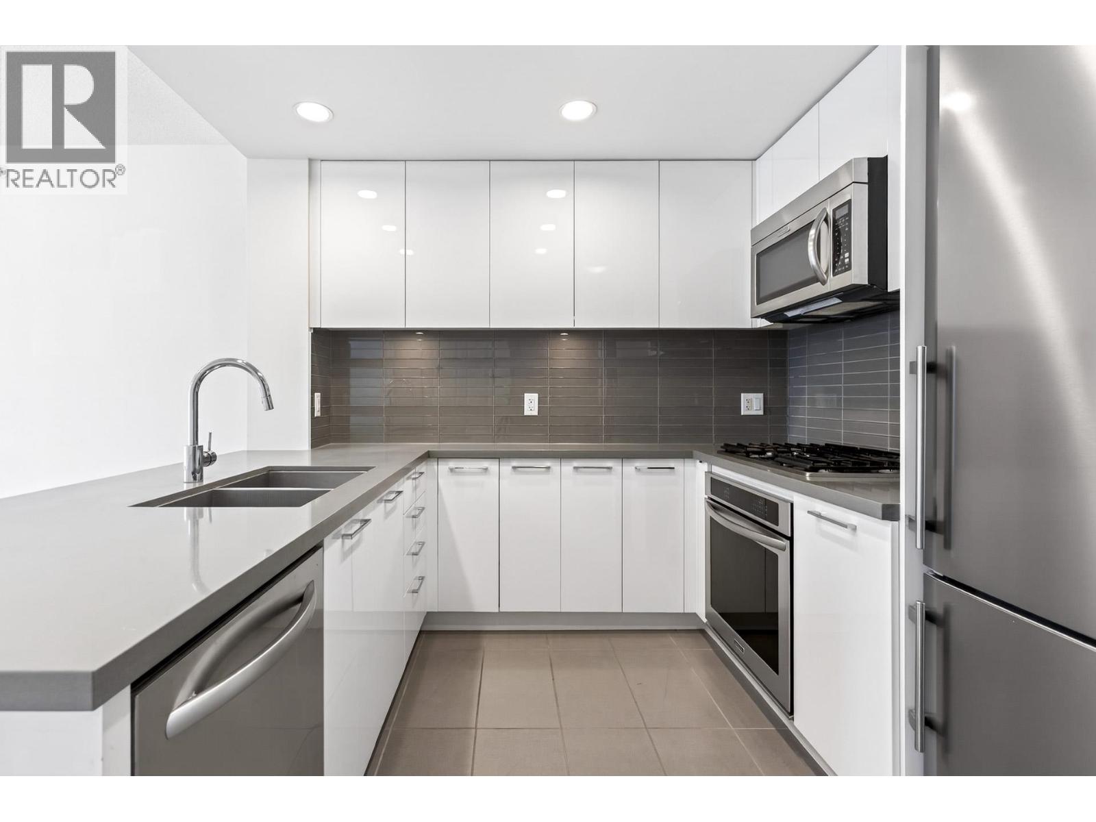 2005 4880 Bennett Street, Burnaby, British Columbia  V5H 0C1 - Photo 15 - R3126569