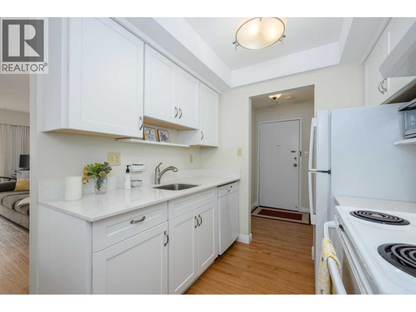105 123 E 19th Street, North Vancouver, British Columbia V7L 2Y9 - Photo 10 - R3126579