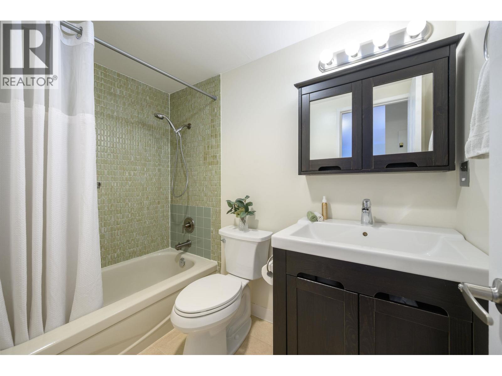 105 123 E 19th Street, North Vancouver, British Columbia V7L 2Y9 - Photo 16 - R3126579
