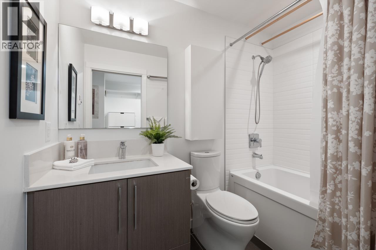 105 3479 Wesbrook Mall, Vancouver, British Columbia  V6S 0B7 - Photo 2 - R3126580