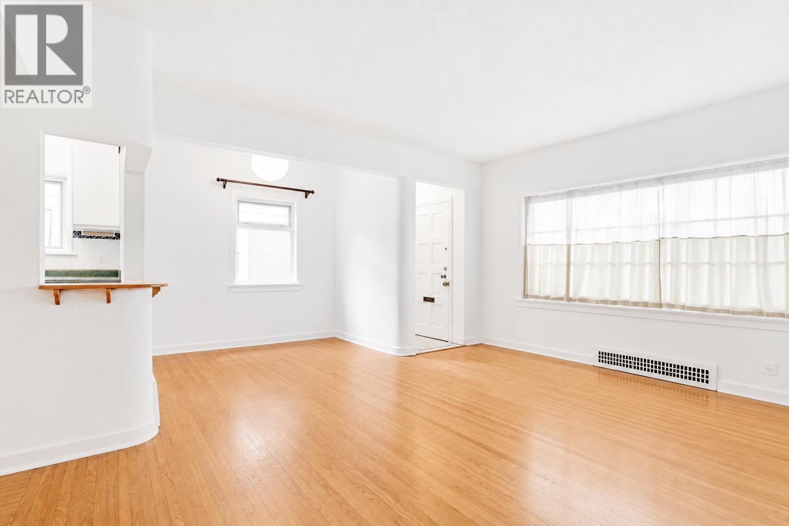 2305 W 3rd Avenue, Vancouver, British Columbia  V6K 1L6 - Photo 11 - R3126583
