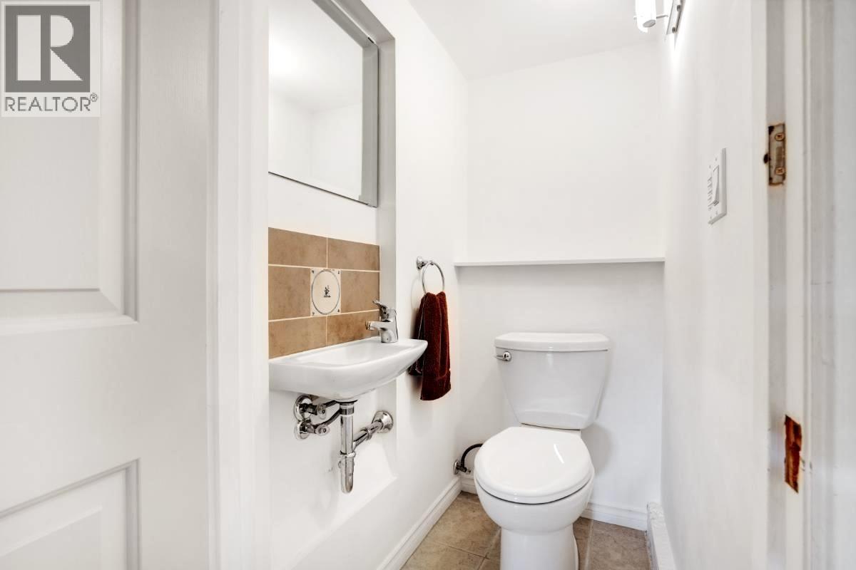 2305 W 3rd Avenue, Vancouver, British Columbia  V6K 1L6 - Photo 32 - R3126583