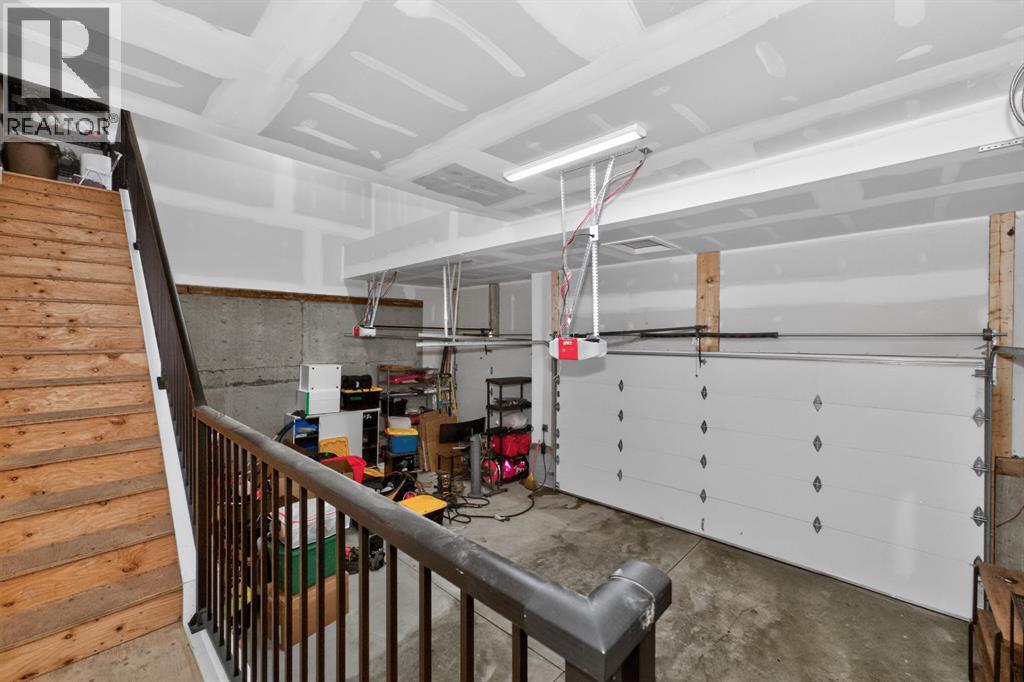 148 Crestridge Terrace SW, Calgary, Alberta  T3B 6K5 - Photo 41 - A2313265
