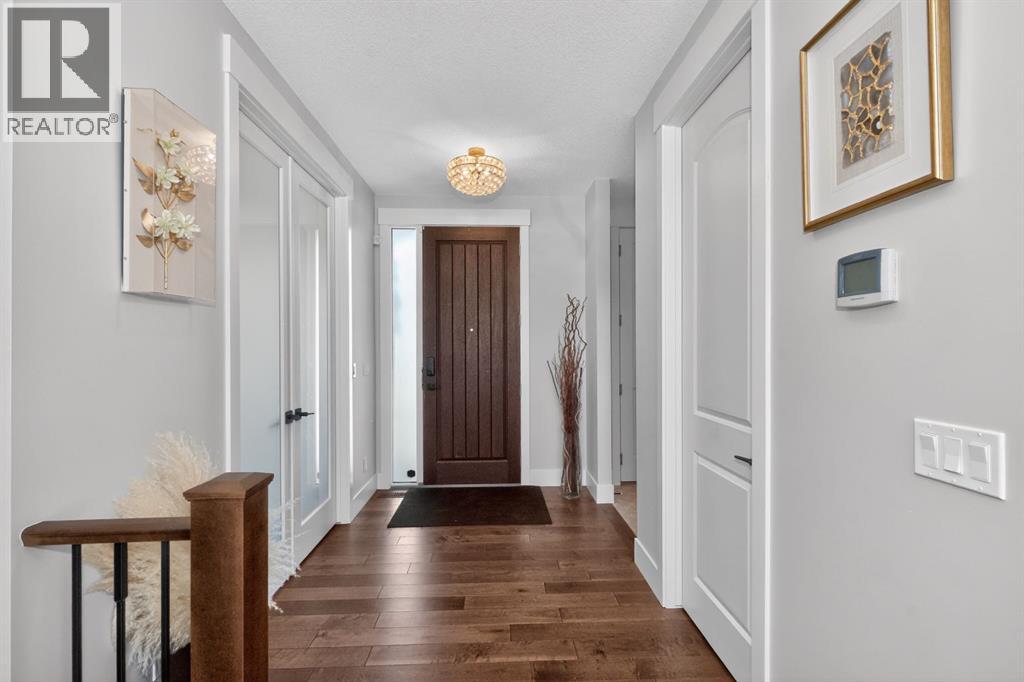 148 Crestridge Terrace SW, Calgary, Alberta  T3B 6K5 - Photo 7 - A2313265